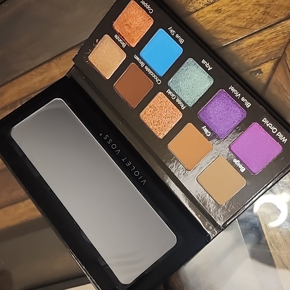 Essentials 2 Eyeshadow Palette
